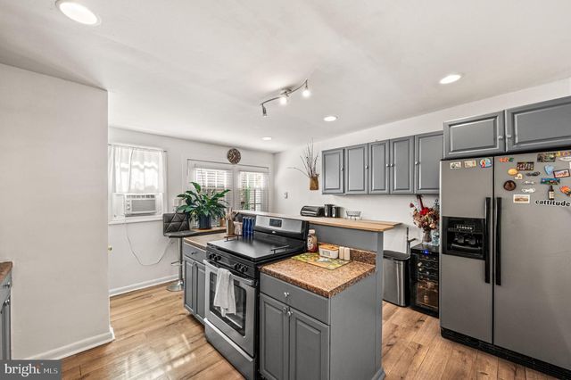 109 ROXBOROUGH AVE, Philadelphia, PA 19127
