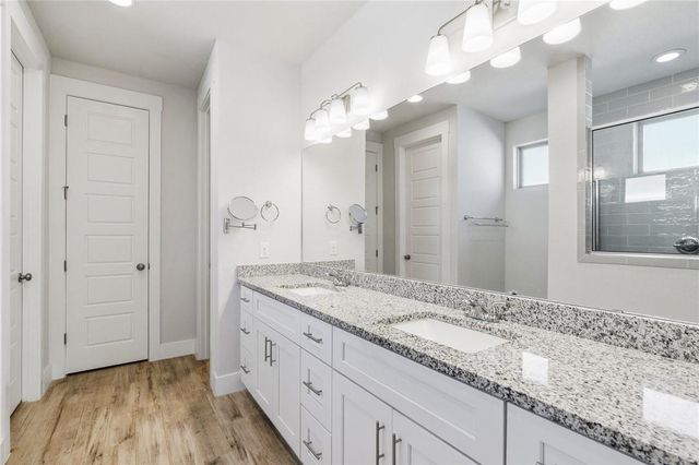 941 Del Raphael DR, Leander, TX 78641
