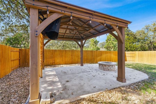 941 Del Raphael DR, Leander, TX 78641