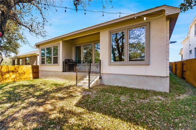 941 Del Raphael DR, Leander, TX 78641
