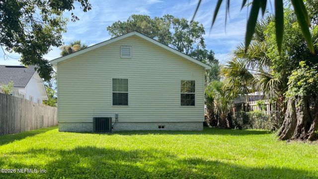 3237 MAYFLOWER Street S, Jacksonville, FL 32205