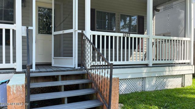 3237 MAYFLOWER Street S, Jacksonville, FL 32205