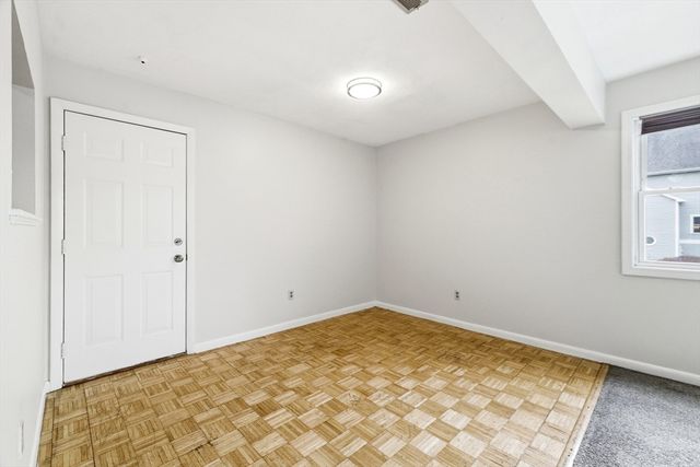 27 Harrison St C, Boston, MA 02131