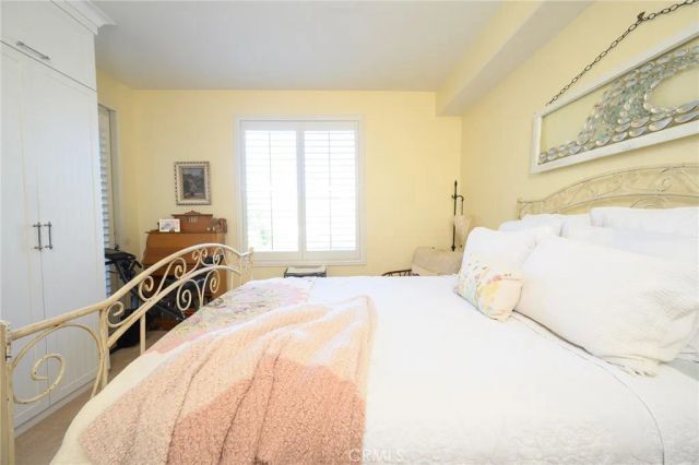 2243 Martin 211, Irvine, CA 92612