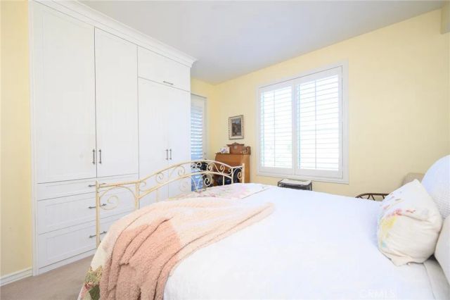 2243 Martin 211, Irvine, CA 92612