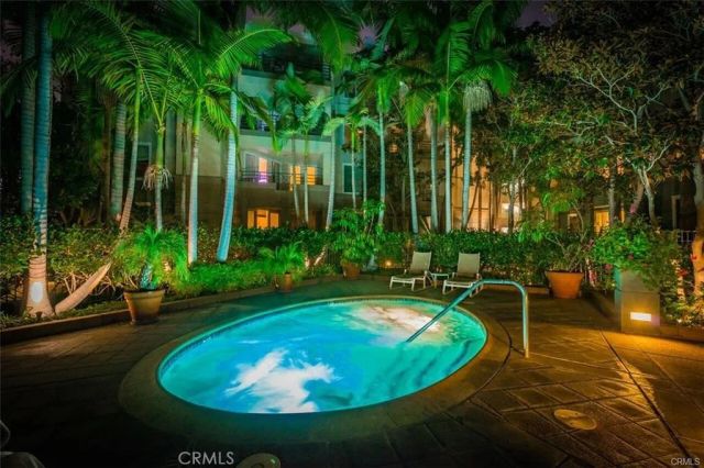 2243 Martin 211, Irvine, CA 92612