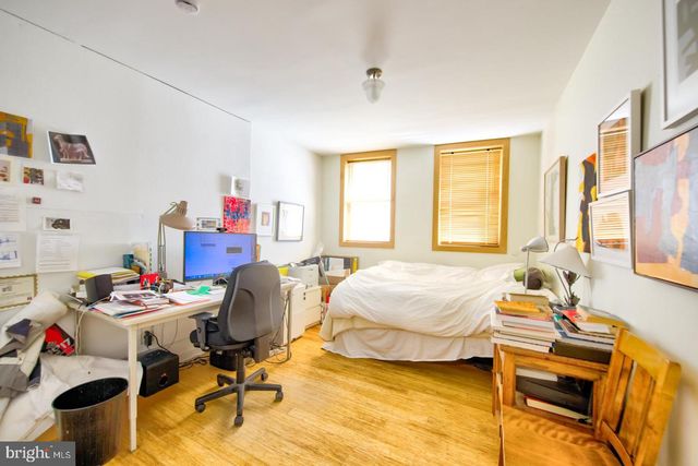 915-17 S 7TH ST, Philadelphia, PA 19147