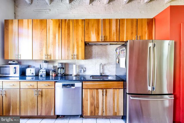 915-17 S 7TH ST, Philadelphia, PA 19147