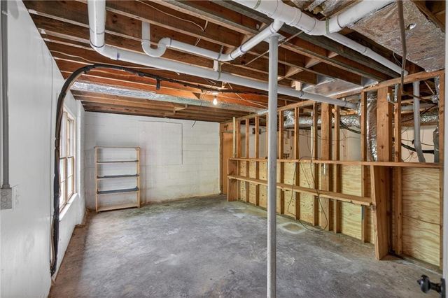 1370 Driftwood Court, Roswell, GA 30075