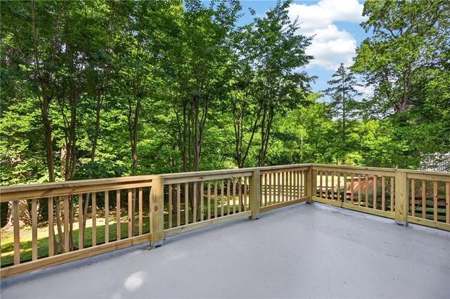 1370 Driftwood Court, Roswell, GA 30075