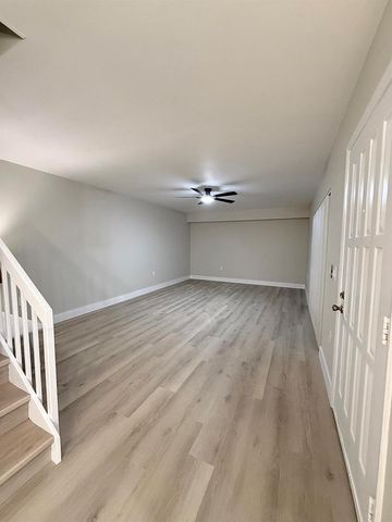 205 Charter Way, West Palm Beach, FL 33407