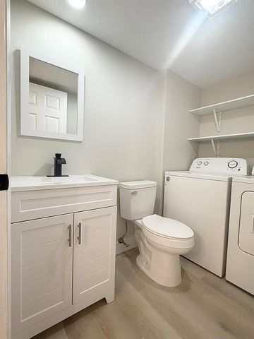 205 Charter Way, West Palm Beach, FL 33407