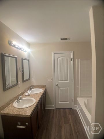 210 Canyon Oak Loop, Richmond Hill, GA 31324