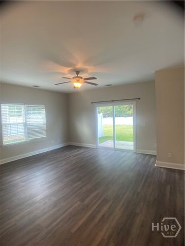 210 Canyon Oak Loop, Richmond Hill, GA 31324