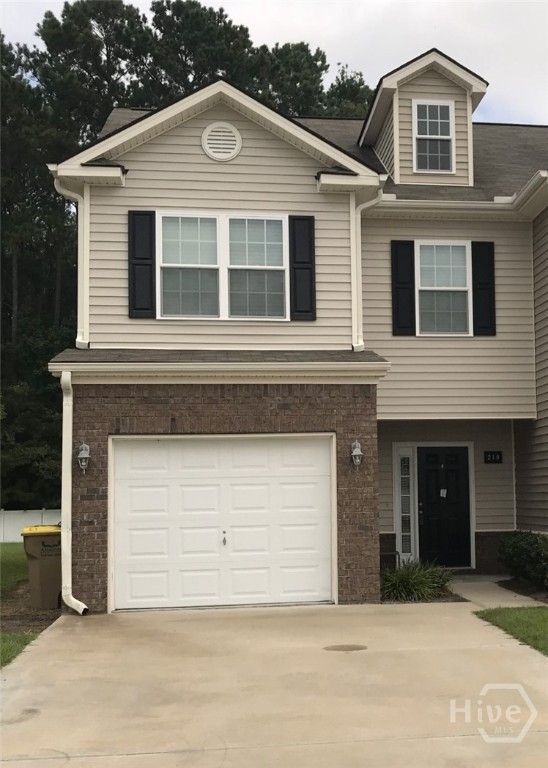 210 Canyon Oak Loop, Richmond Hill, GA 31324