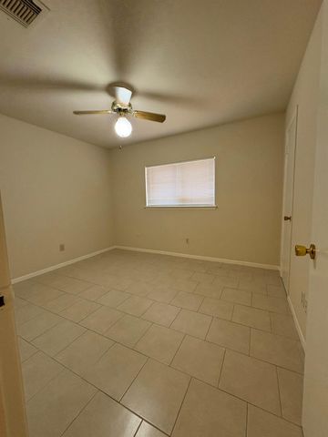 9506 Misty Bridge Street, Houston, TX 77075