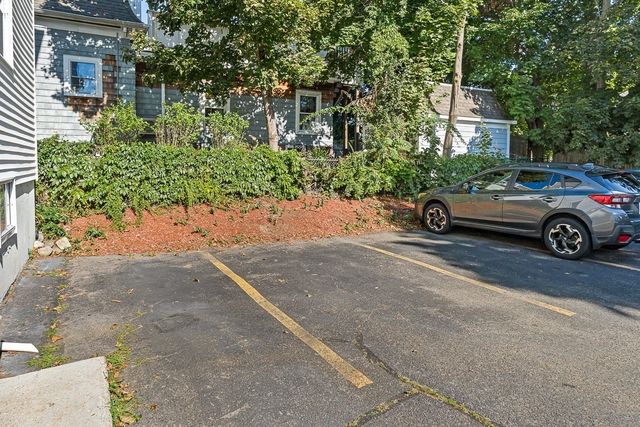 14 W Water St 1, Wakefield, MA 01880
