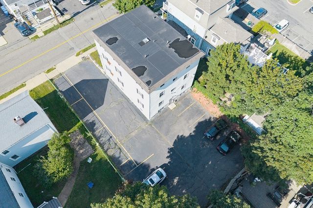 14 W Water St 1, Wakefield, MA 01880