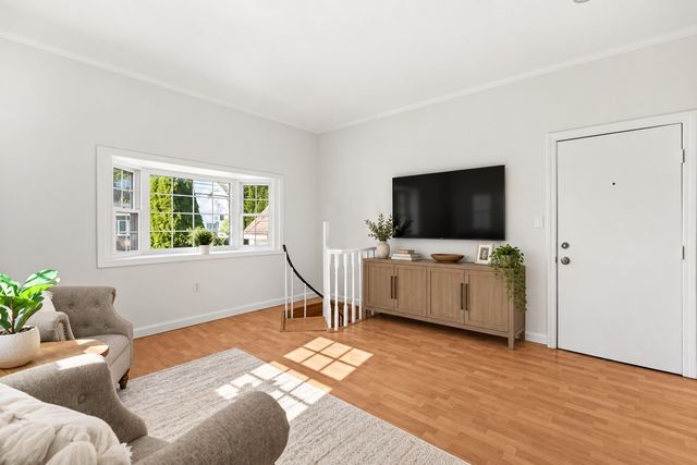 14 W Water St 1, Wakefield, MA 01880