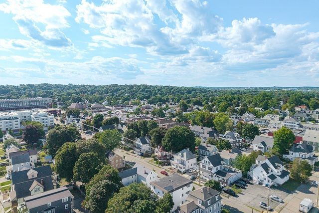 14 W Water St 1, Wakefield, MA 01880