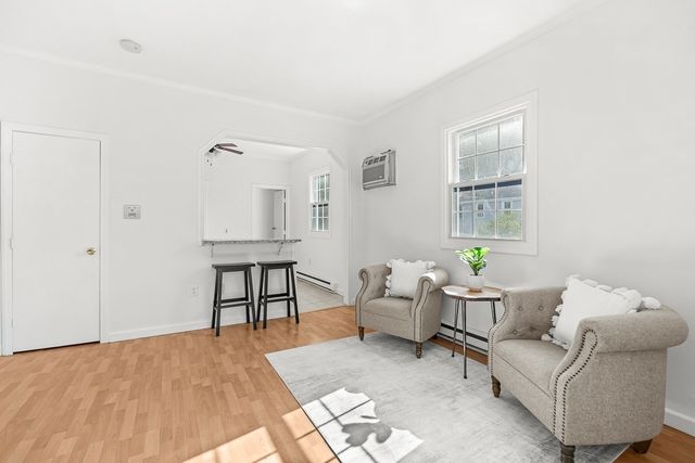 14 W Water St 1, Wakefield, MA 01880