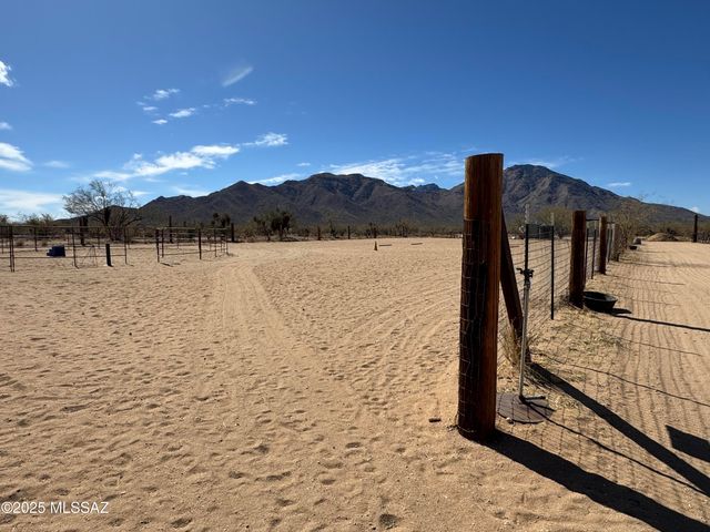 12440 S Coleman Road, Tucson, AZ 85735