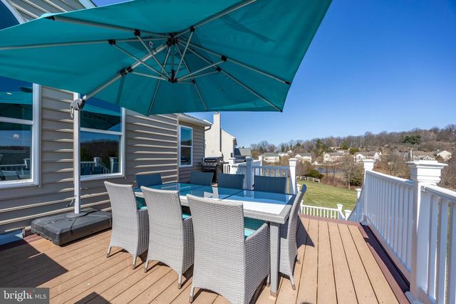 936 MARSHALL DR, Pottstown, PA 19465