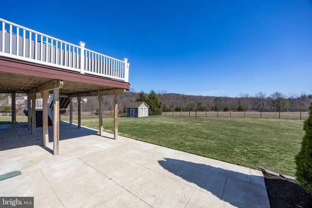 936 MARSHALL DR, Pottstown, PA 19465