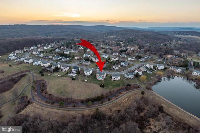 936 MARSHALL DR, Pottstown, PA 19465