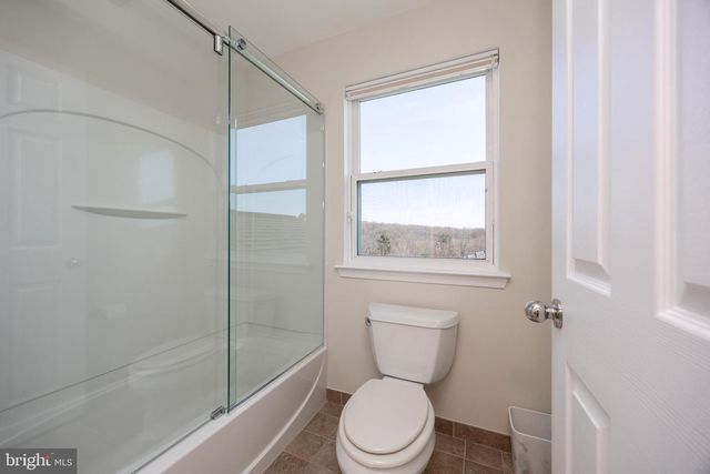 936 MARSHALL DR, Pottstown, PA 19465