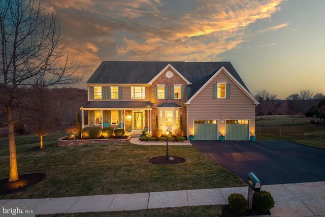 936 MARSHALL DR, Pottstown, PA 19465