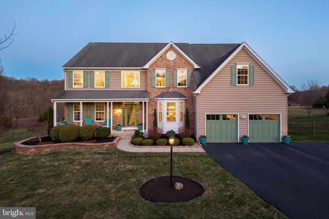 936 MARSHALL DR, Pottstown, PA 19465