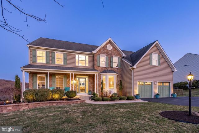 936 MARSHALL DR, Pottstown, PA 19465