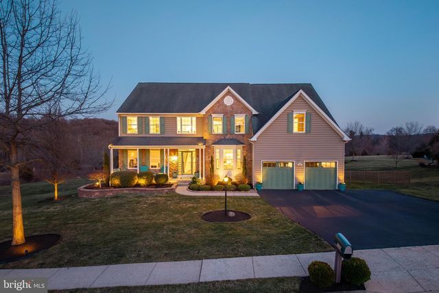 936 MARSHALL DR, Pottstown, PA 19465