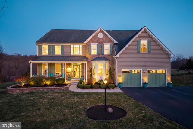 936 MARSHALL DR, Pottstown, PA 19465