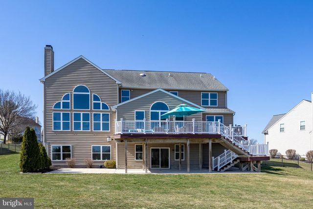 936 MARSHALL DR, Pottstown, PA 19465