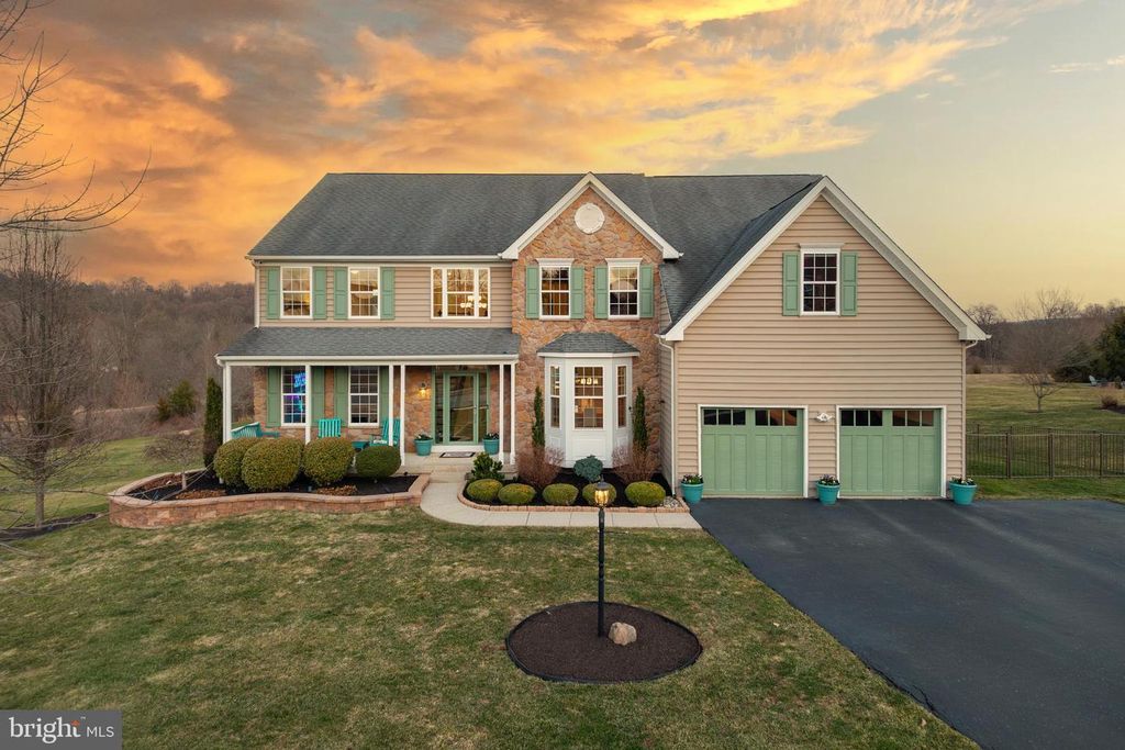 936 MARSHALL DR, Pottstown, PA 19465