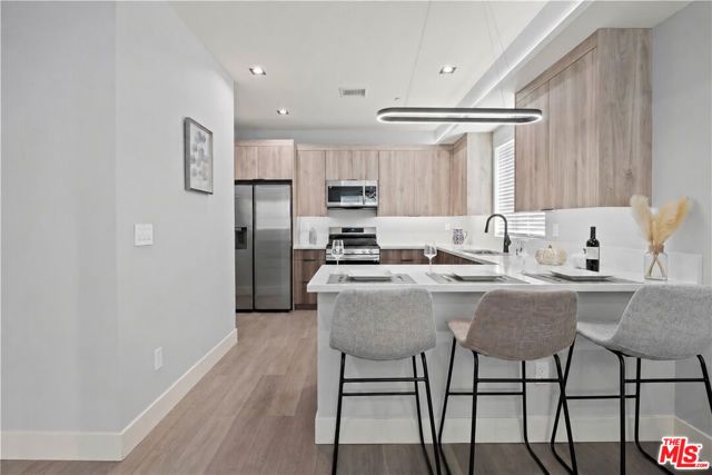 14759 Friar Street 5, Van Nuys (los Angeles), CA 91411