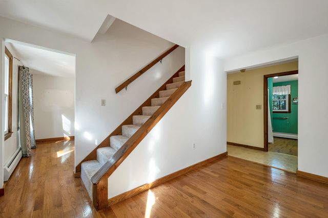 37 Beechwood Road, Hudson, NH 03051