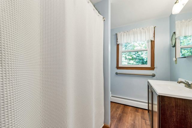 37 Beechwood Road, Hudson, NH 03051