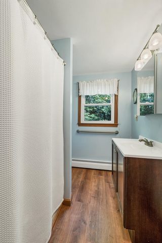 37 Beechwood Road, Hudson, NH 03051