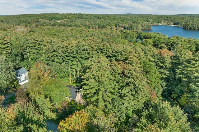 37 Beechwood Road, Hudson, NH 03051