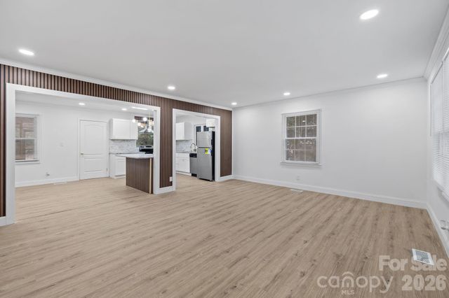 631 Townsend Avenue, Gastonia, NC 28052