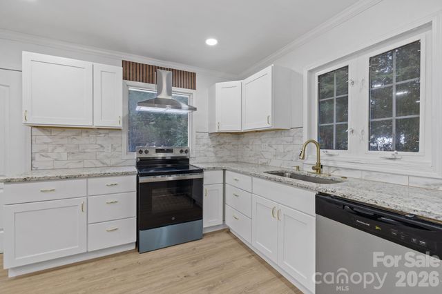 631 Townsend Avenue, Gastonia, NC 28052