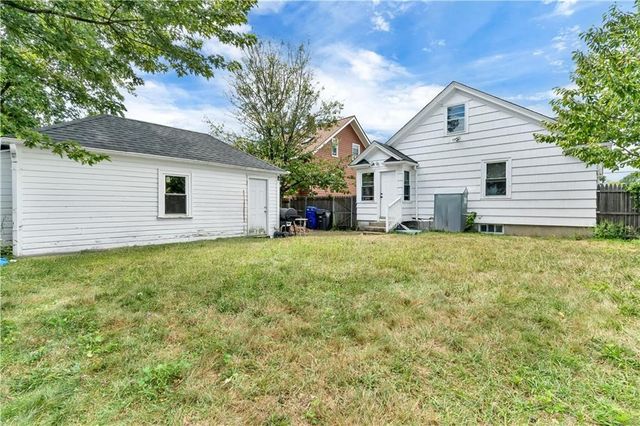 41 Calder Street, Pawtucket, RI 02861