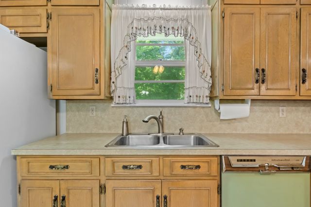 7865 Old Charlotte Pike, Nashville, TN 37209