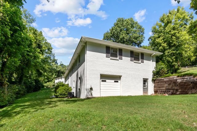 7865 Old Charlotte Pike, Nashville, TN 37209