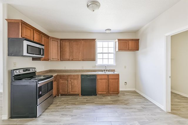 16913 W Juneau, Montgomery, TX 77316