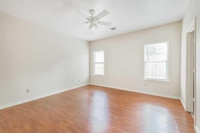 16913 W Juneau, Montgomery, TX 77316