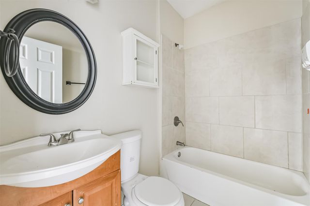 16913 W Juneau, Montgomery, TX 77316